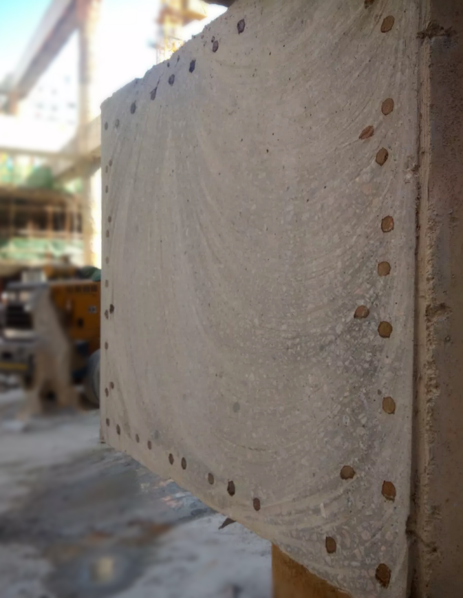 Diamond rope saw cuts reinforced concrete