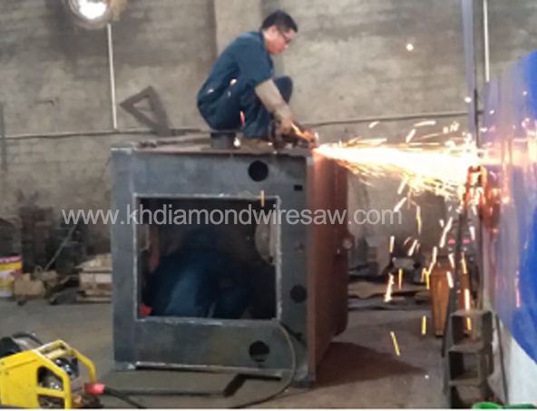 Production of wire saw machine for quarrying of granite